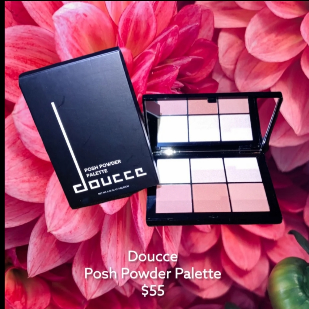 DOUCCE Posh Powder Palette